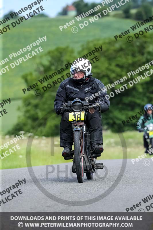 Vintage motorcycle club;eventdigitalimages;no limits trackdays;peter wileman photography;vintage motocycles;vmcc banbury run photographs